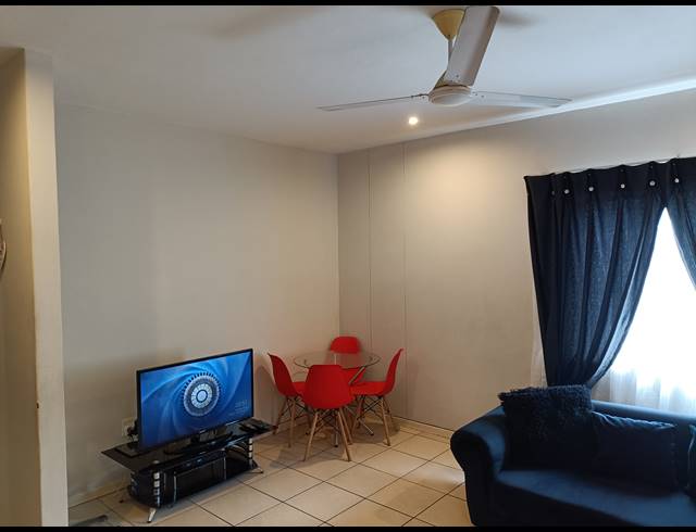 2 BEDROOM APARTMENT BLOCK FOR SALE IN ESSENWOOD